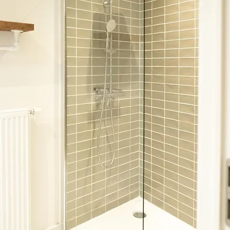 Modern 2-bedroom With Balcony * Ostend